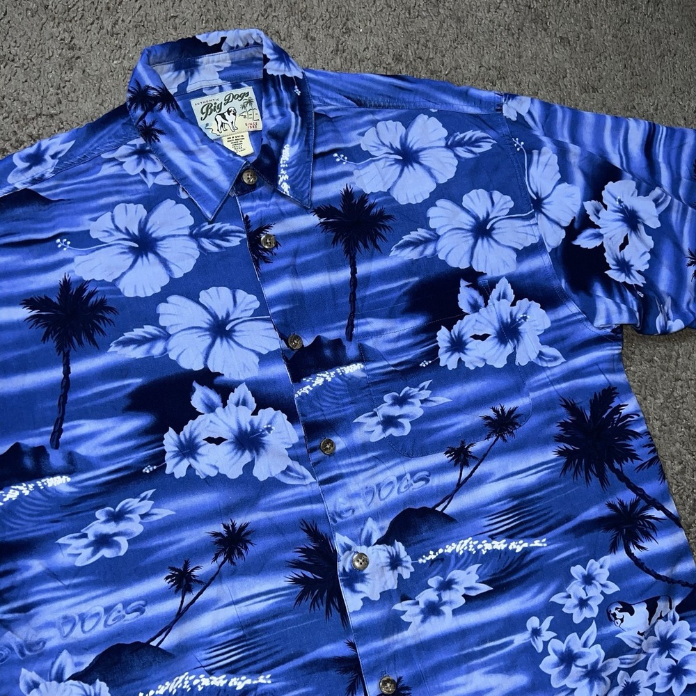 Big Dogs Hawaiian Shirt Men's M Blue Beach Floral Tropical Resortwear Island